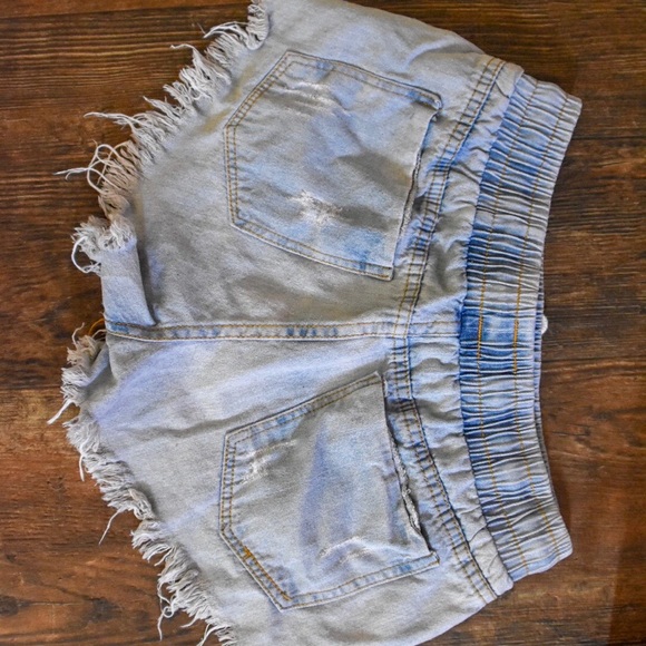 Blue jean shorts - Picture 4 of 5